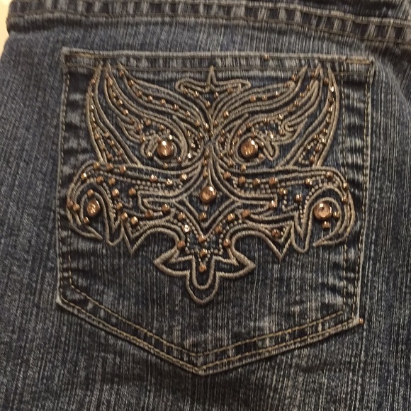 Daniel embroidered, sequined capri jeans - Picture 4 of 6